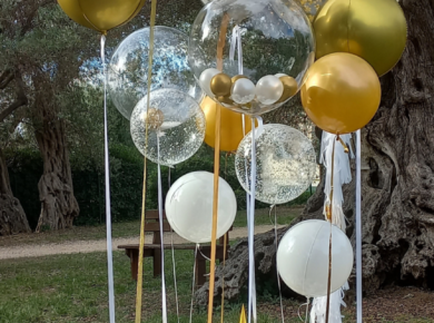 Bouquet de ballons à l'hélium. Bulles et latex